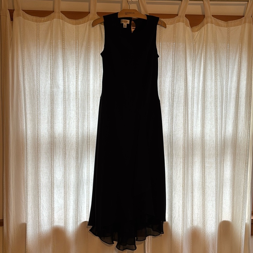 Long black dress
